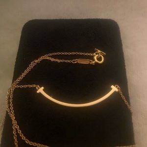 Tiffany Smile 18k Gold Necklace
